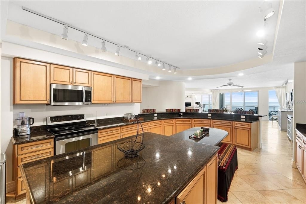 1350 Gulf Boulevard - Photo 4