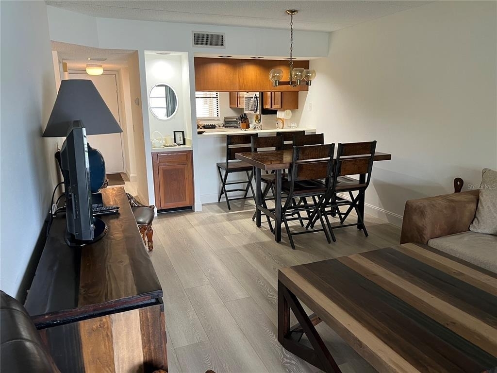 333 Woodlake Wynde - Photo 10
