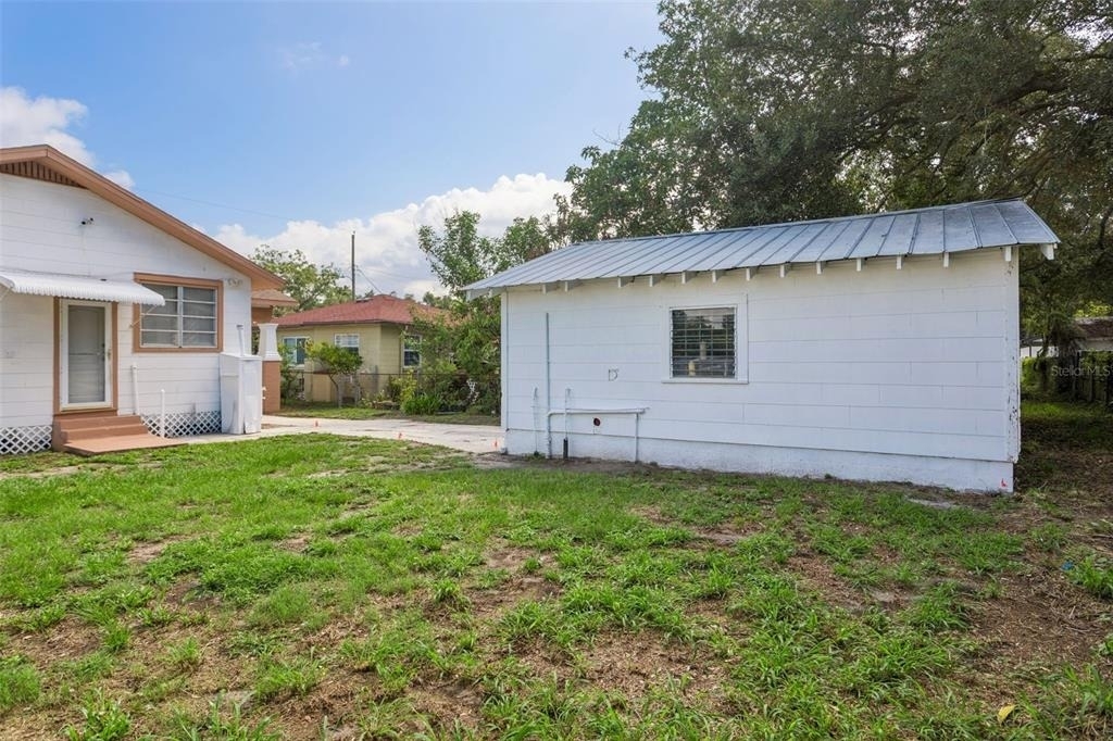 1017 E 23rd Avenue - Photo 22