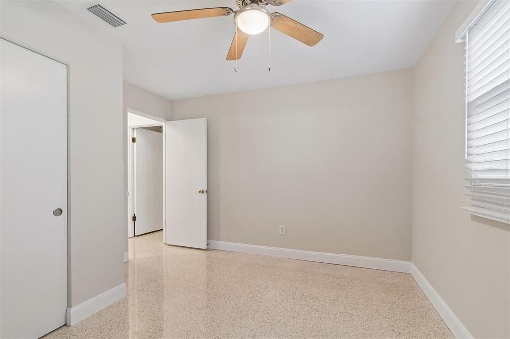 200 Evelyn Ave - Photo 17