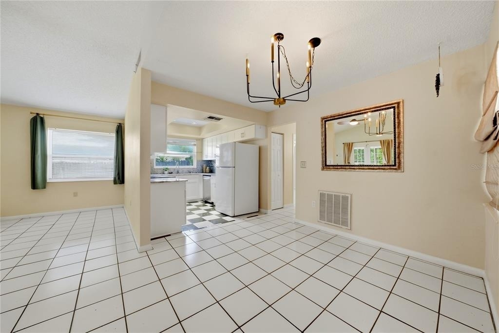 906 Carlton Road - Photo 7