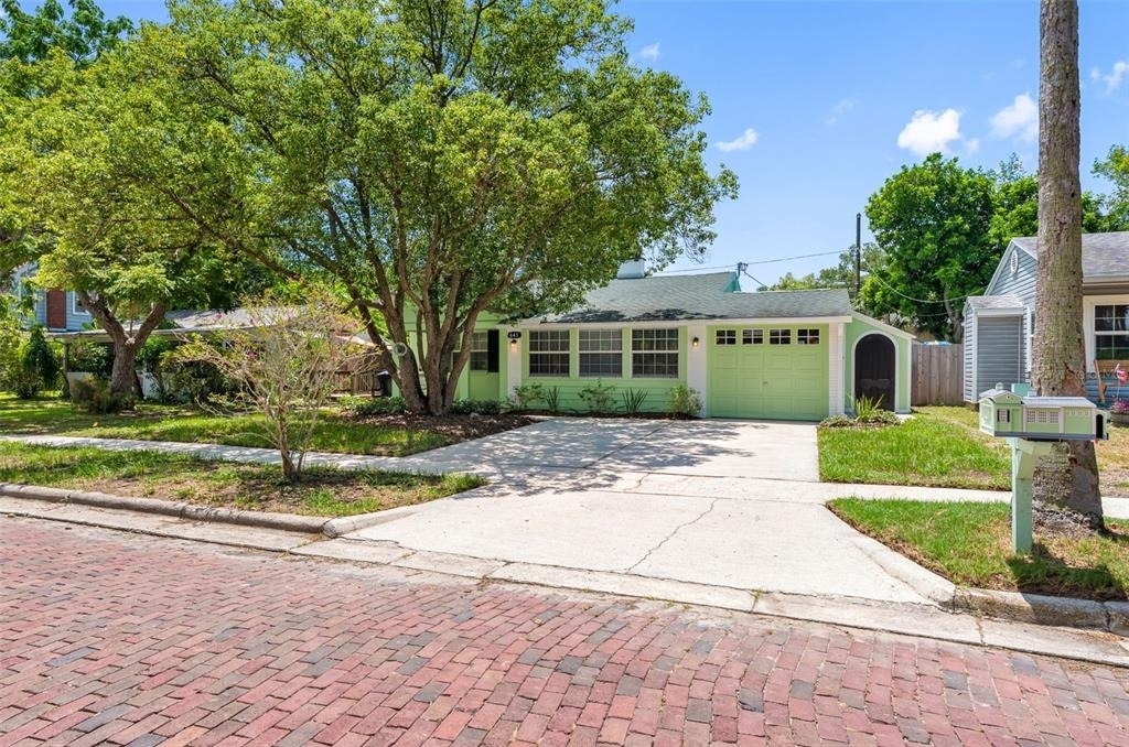 641 Wilkie Street - Photo 38