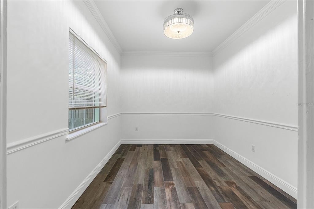 641 Wilkie Street - Photo 32