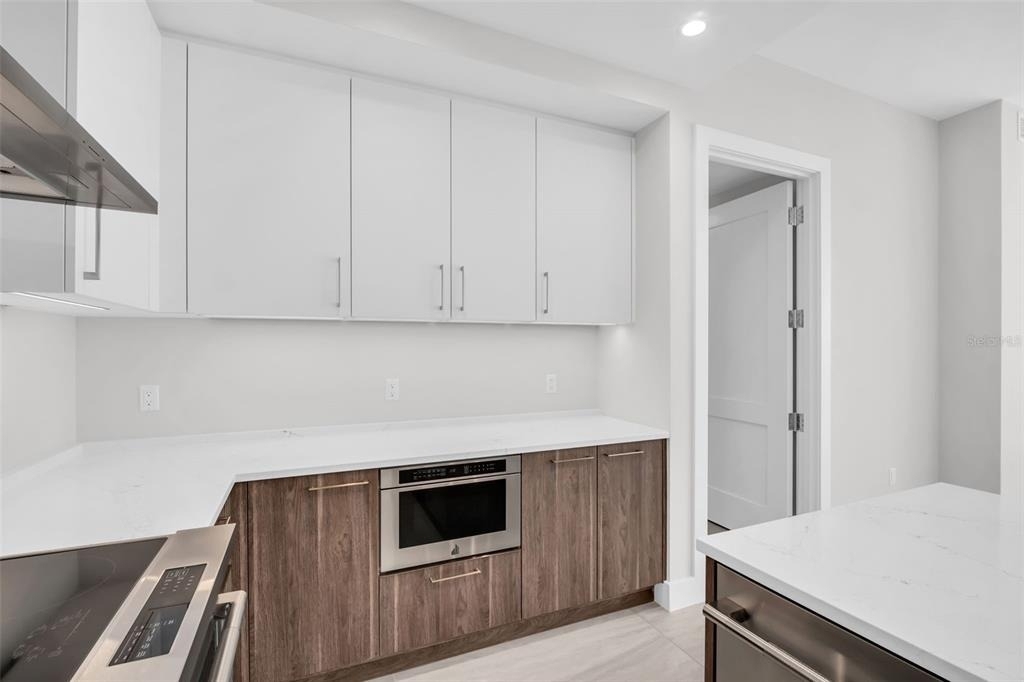 275 1st Avenue S - Photo 11