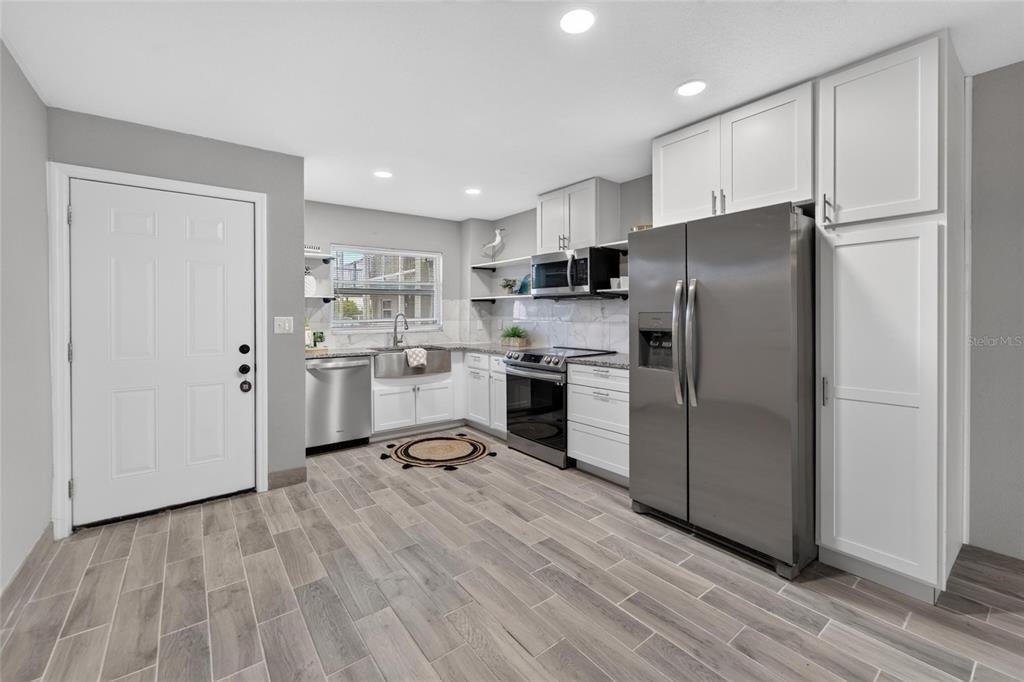 1028 Apollo Beach Boulevard - Photo 8
