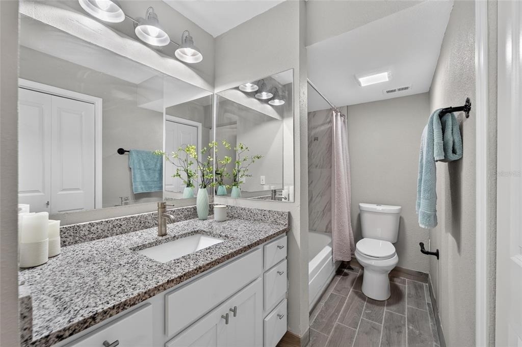 1028 Apollo Beach Boulevard - Photo 32