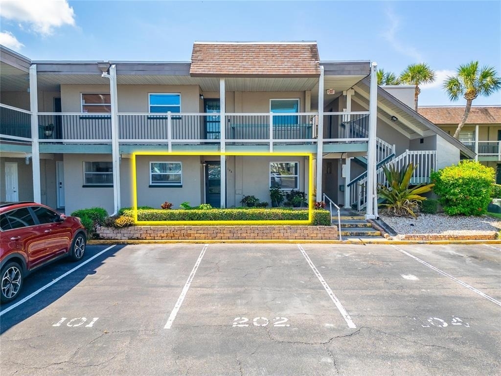 1028 Apollo Beach Boulevard - Photo 3
