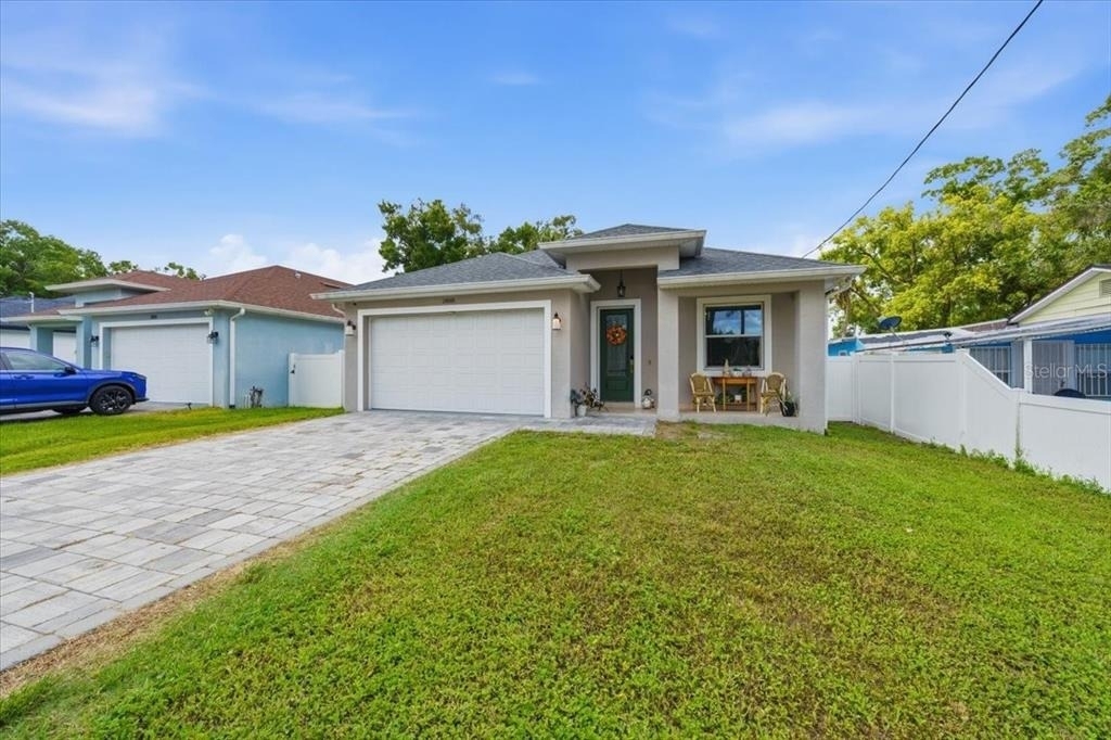 1808 W Cluster Avenue - Photo 0