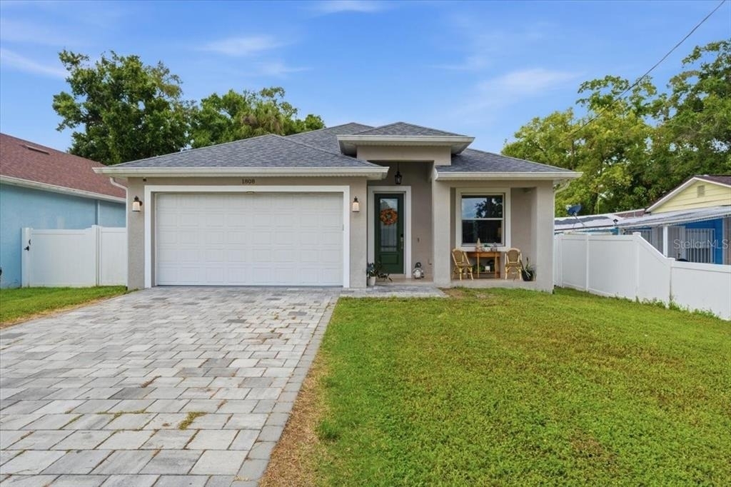1808 W Cluster Avenue - Photo 1