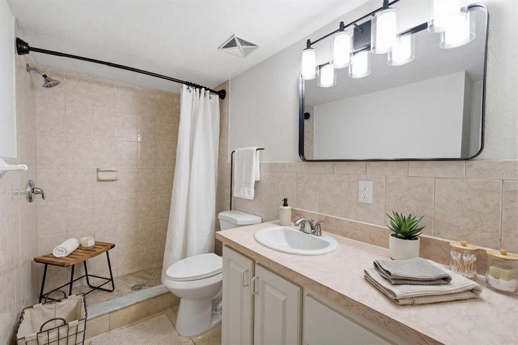6314 Newtown Circle - Photo 5