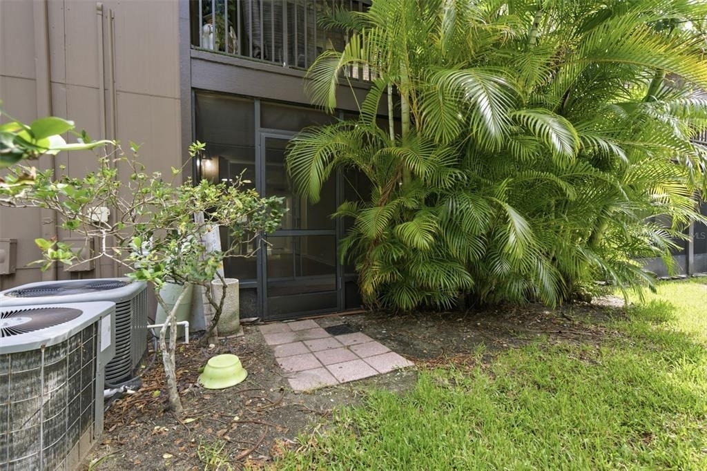 6314 Newtown Circle - Photo 9