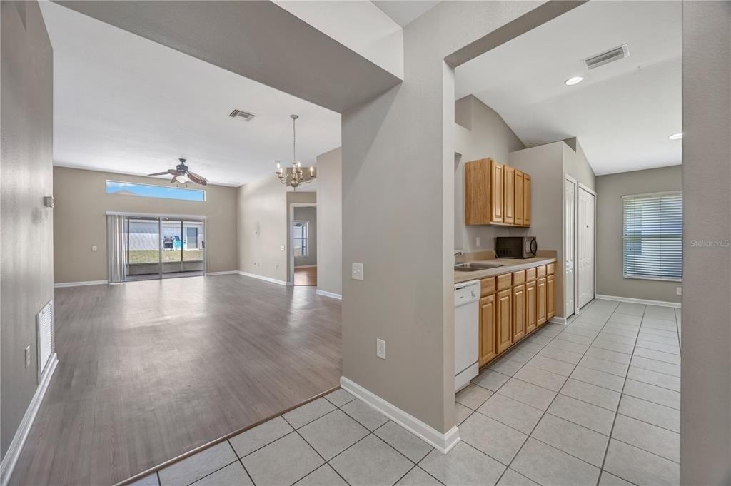 30435 Annadale Drive - Photo 8
