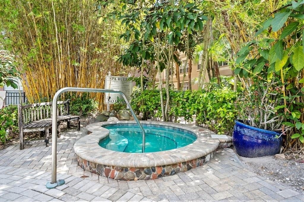 2440 W Horatio Street - Photo 26