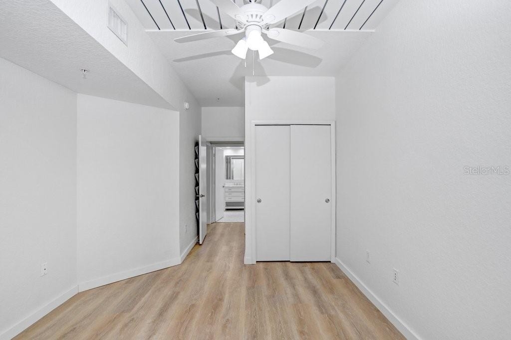 2440 W Horatio Street - Photo 18