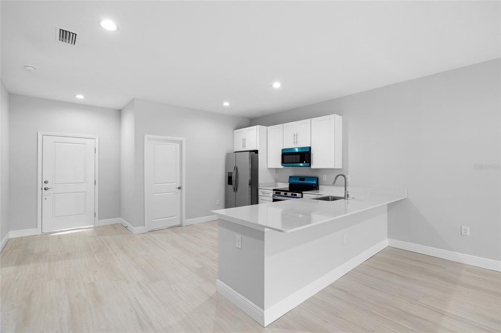 10026 Cocoa Beach Street - Photo 7