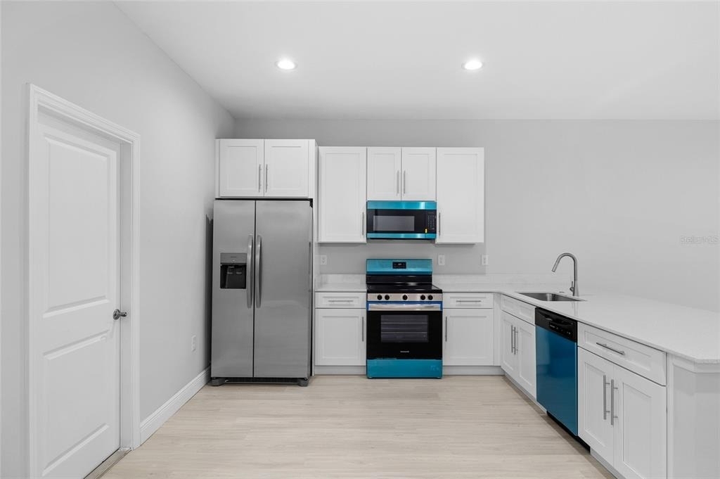 10026 Cocoa Beach Street - Photo 6