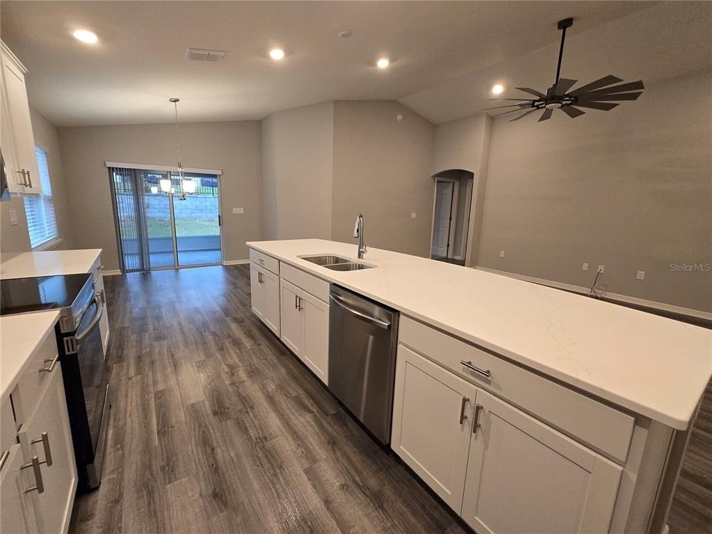 1352 Mountain Flower Lane - Photo 4