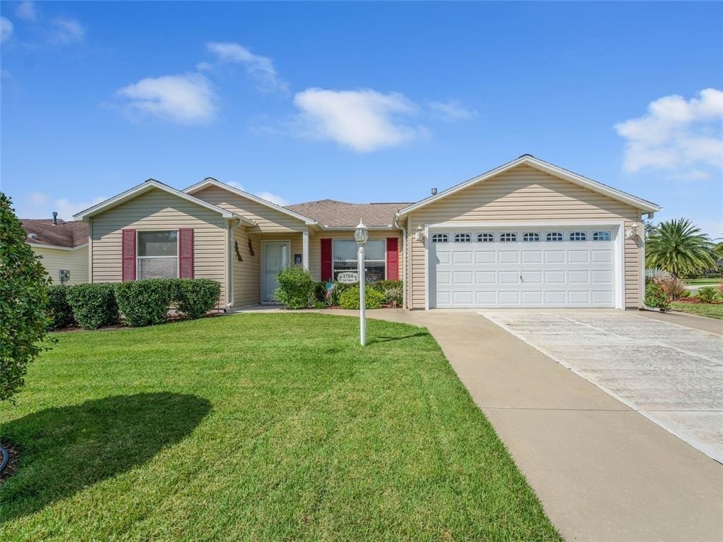 1704 Lisette Way - Photo 0