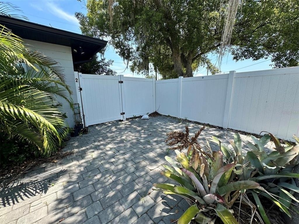 4521 Edgewater Drive - Photo 2