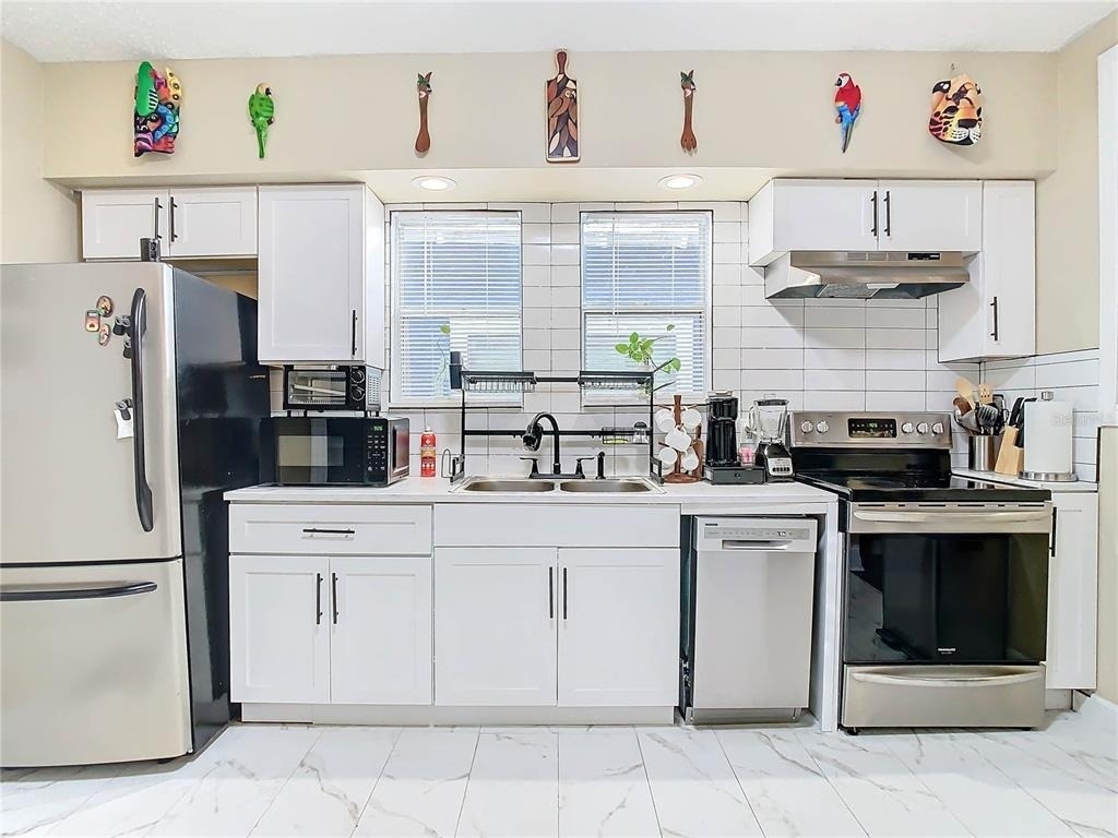2904 Sanchez Street - Photo 6