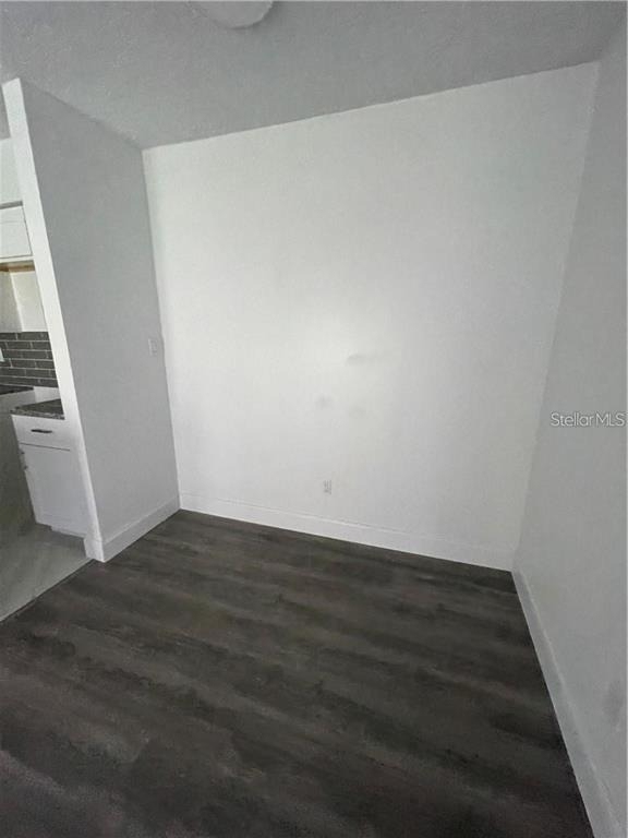 232 Afton Square - Photo 4