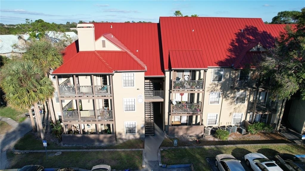 232 Afton Square - Photo 12