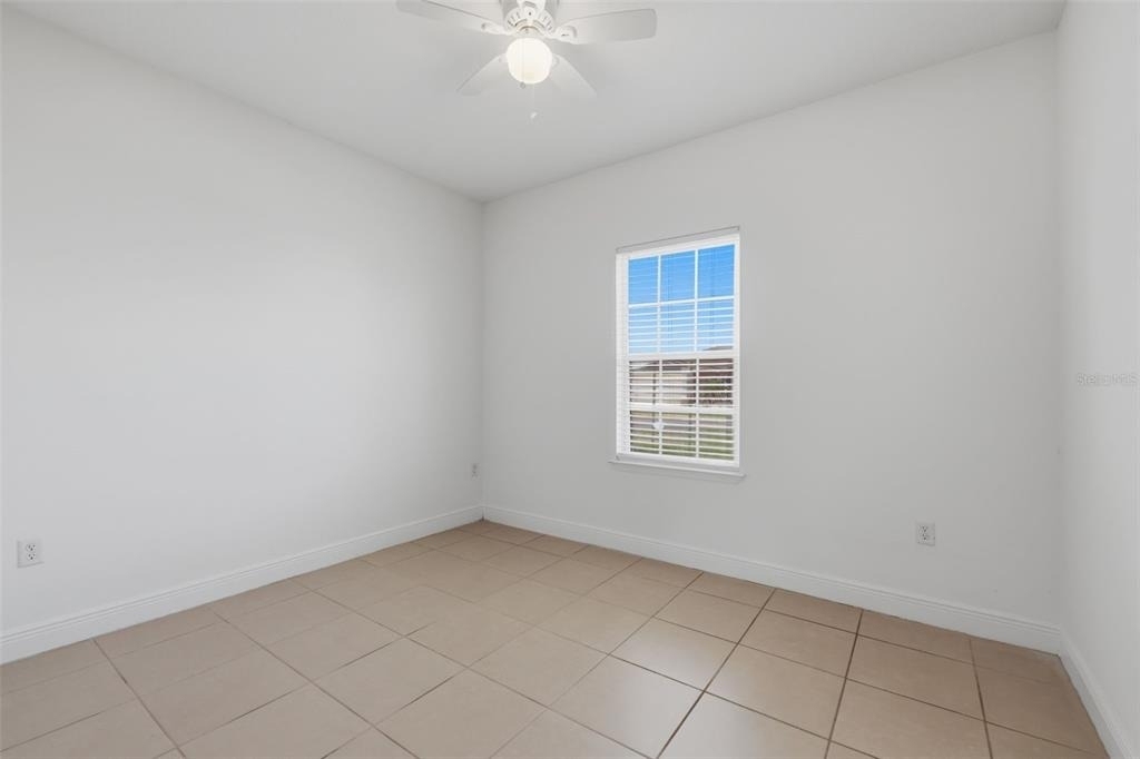 304 Begonia Court - Photo 14