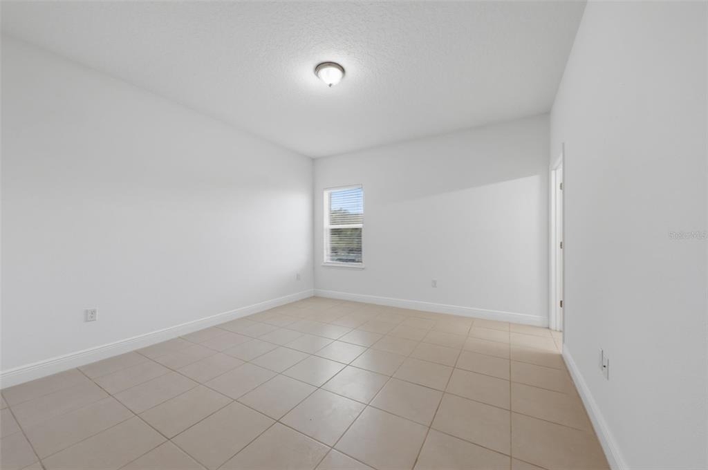 304 Begonia Court - Photo 24