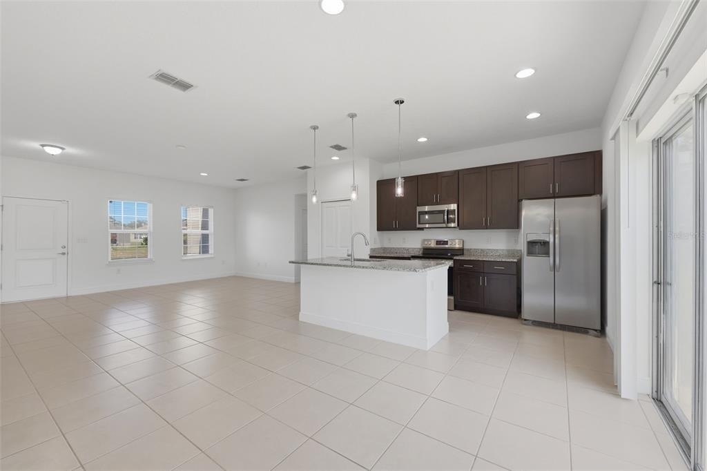 304 Begonia Court - Photo 7