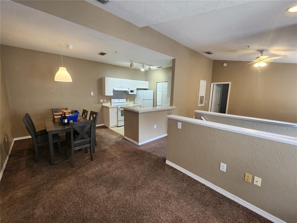 821 Grand Regency Pointe - Photo 4