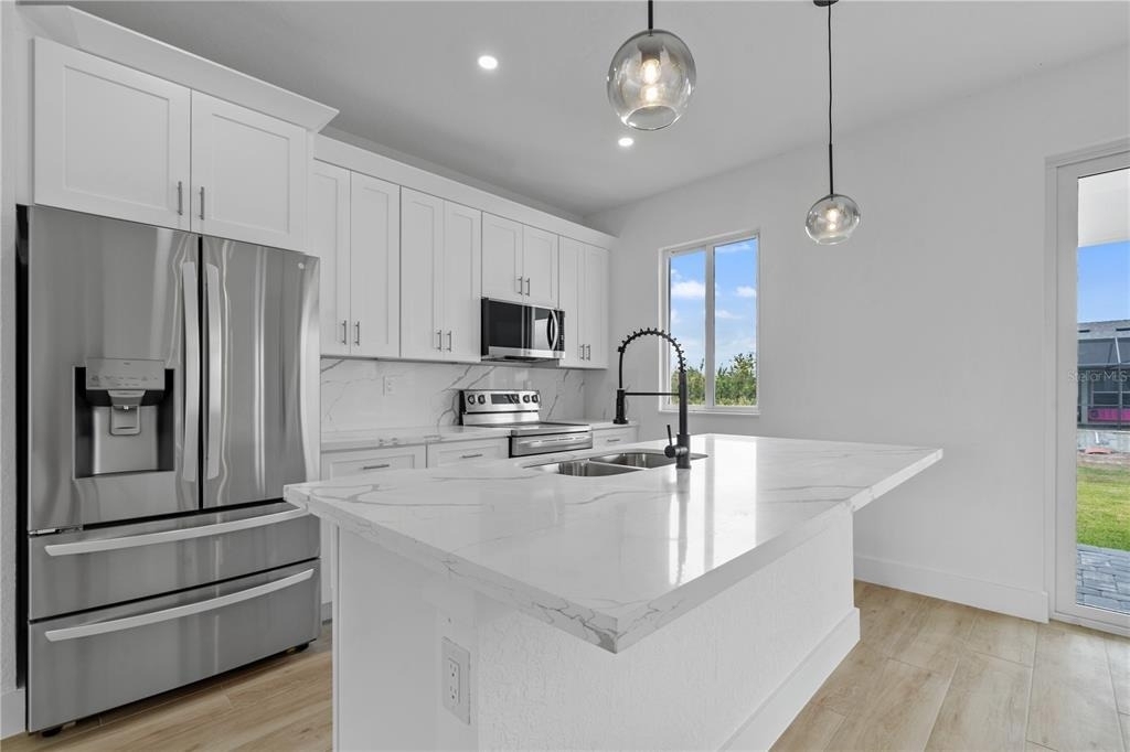 13438 Mcintosh Avenue - Photo 6