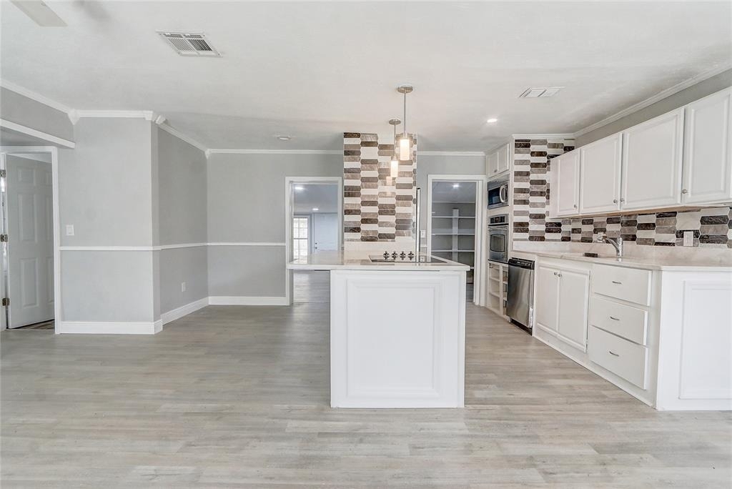 1129 Ne 12th Street - Photo 11