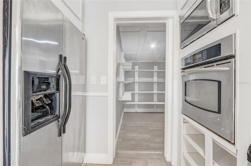 1129 Ne 12th Street - Photo 14