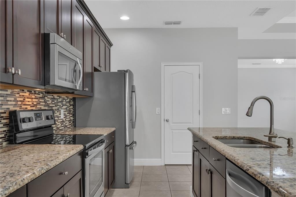12826 Woodmere Close Dr - Photo 21