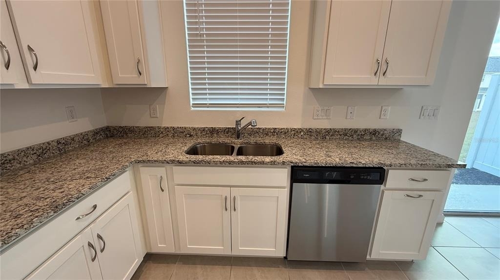 1155 Boardwalk Place Place - Photo 11