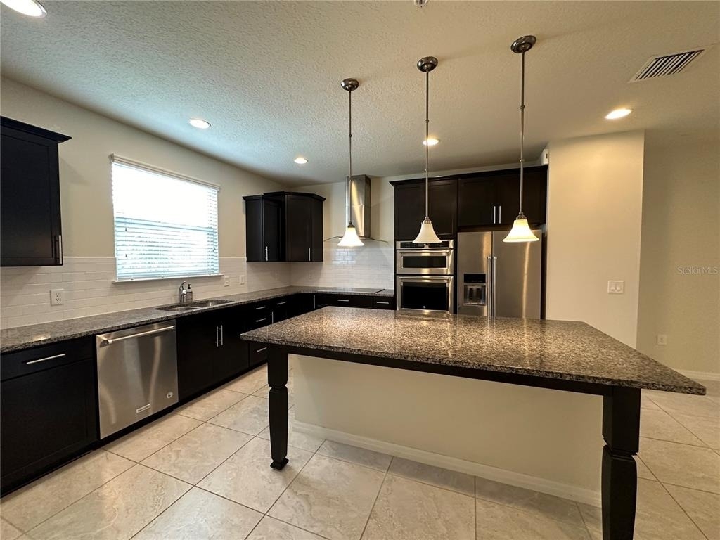 527 Piazza Point - Photo 4
