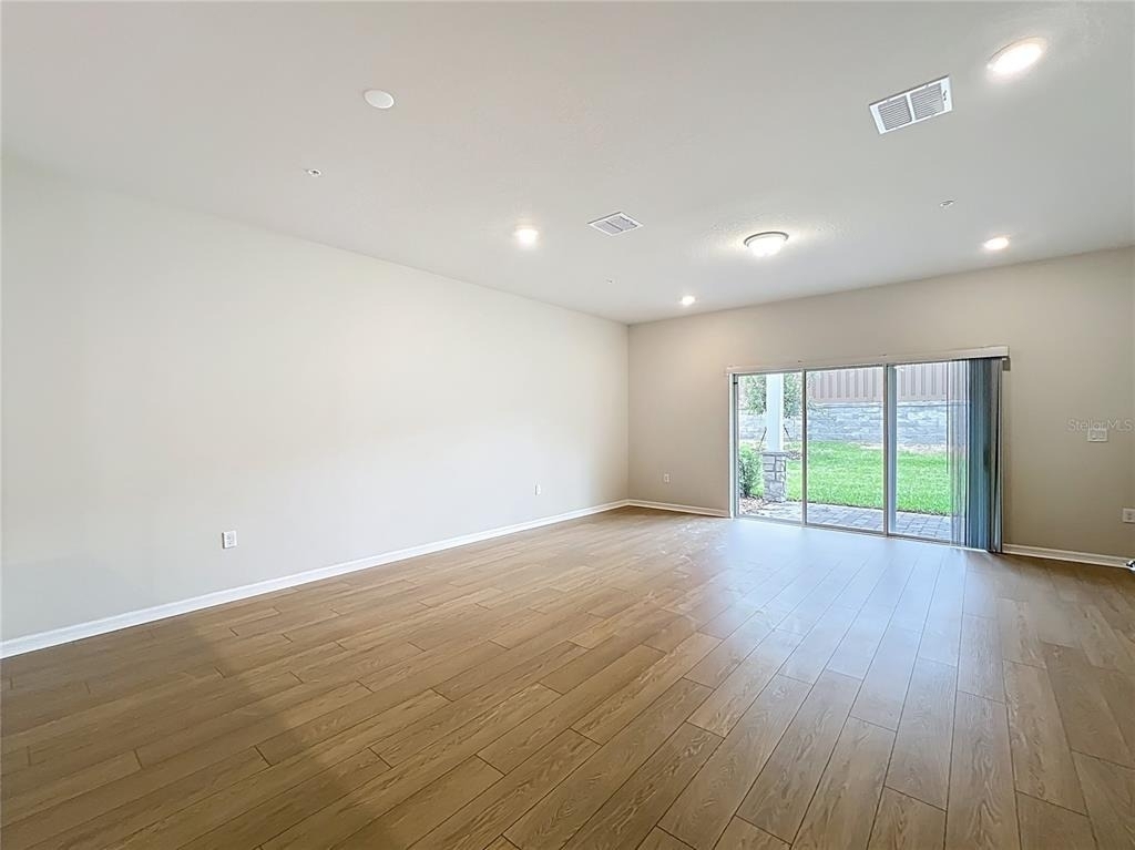 431 Meadowland Point - Photo 17