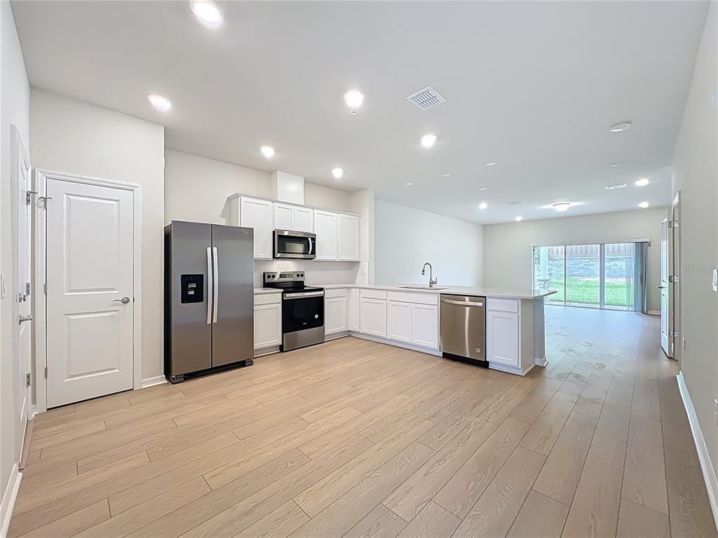 431 Meadowland Point - Photo 5