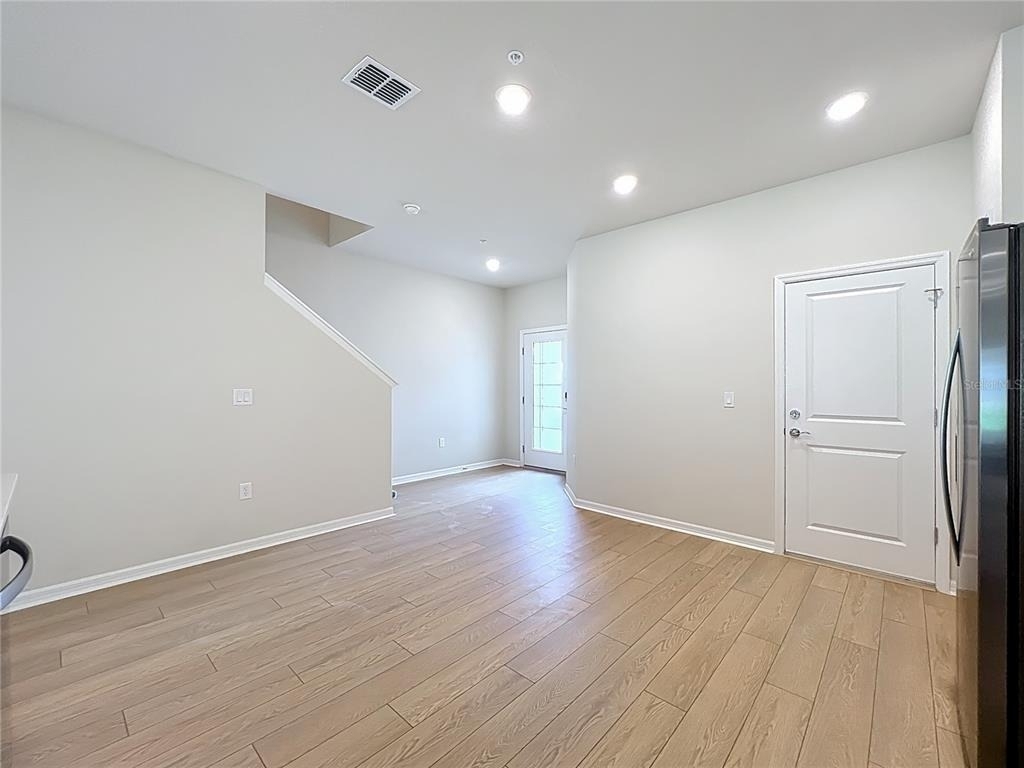 431 Meadowland Point - Photo 10