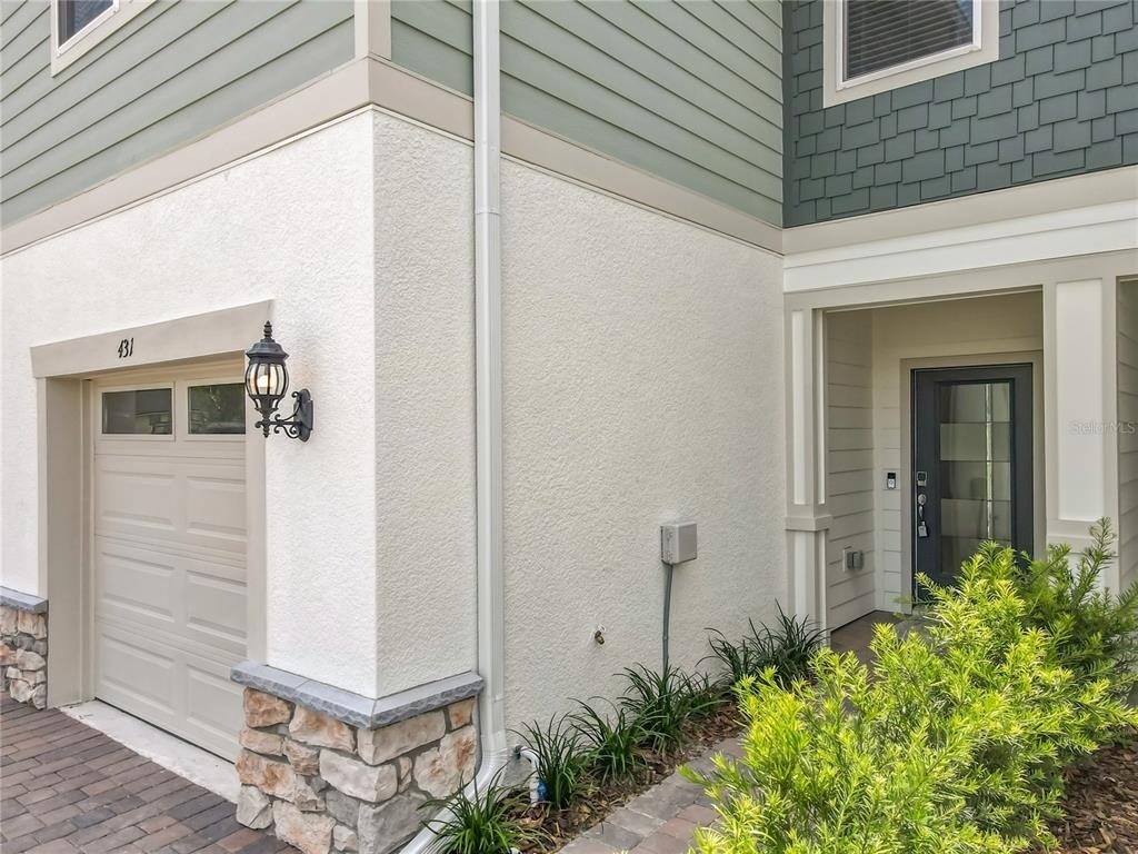 431 Meadowland Point - Photo 2