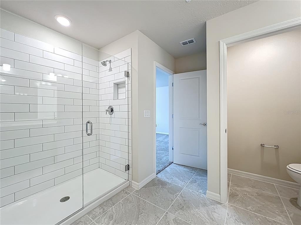 431 Meadowland Point - Photo 38