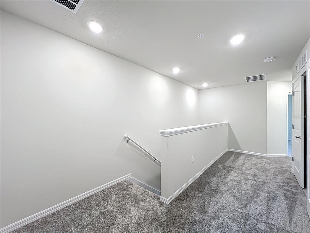 431 Meadowland Point - Photo 25