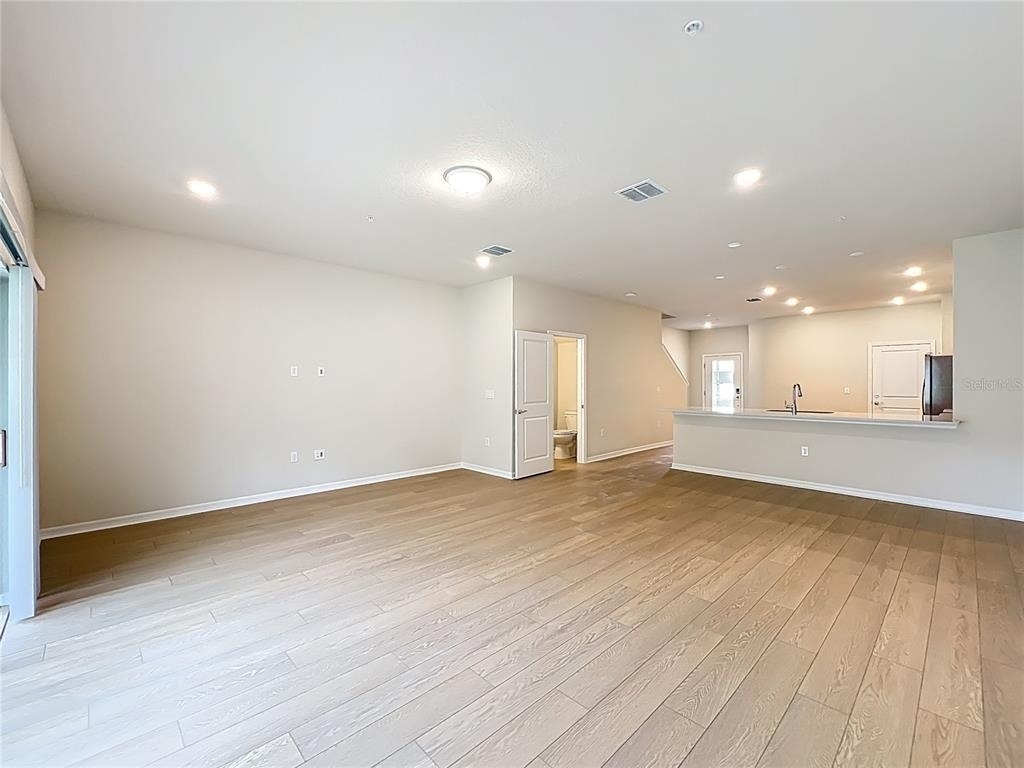 431 Meadowland Point - Photo 18