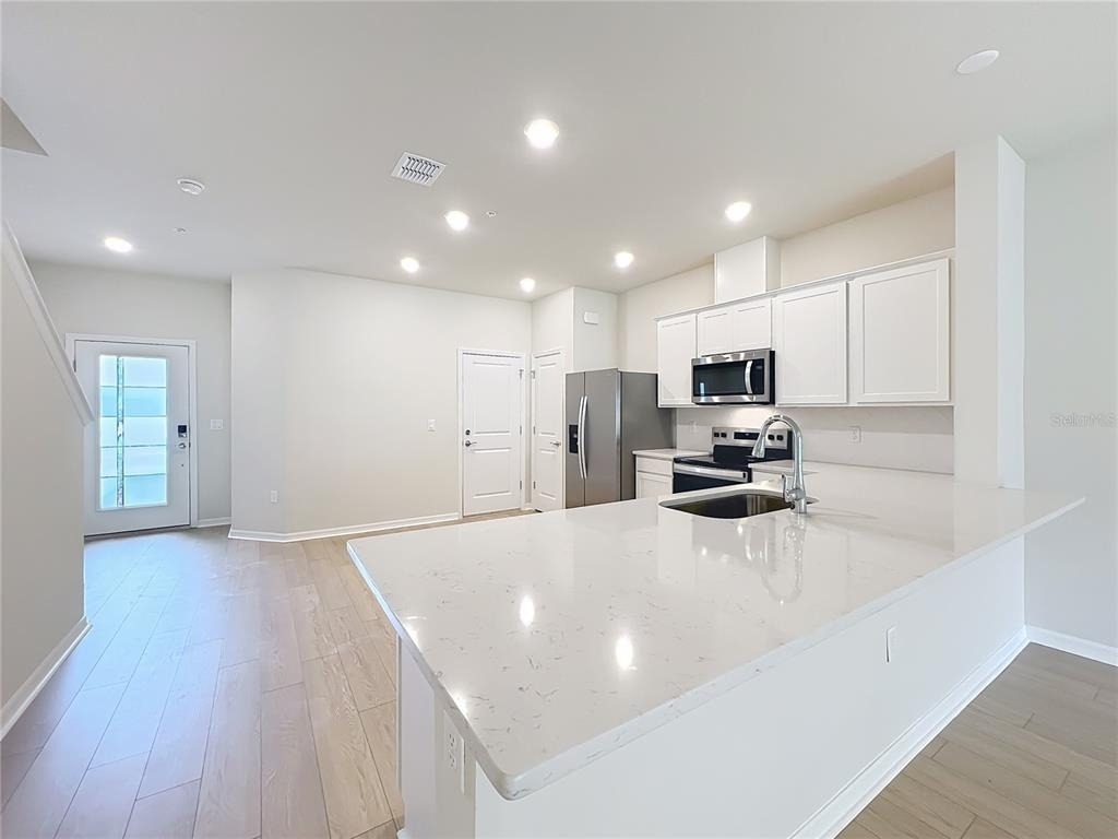 431 Meadowland Point - Photo 12