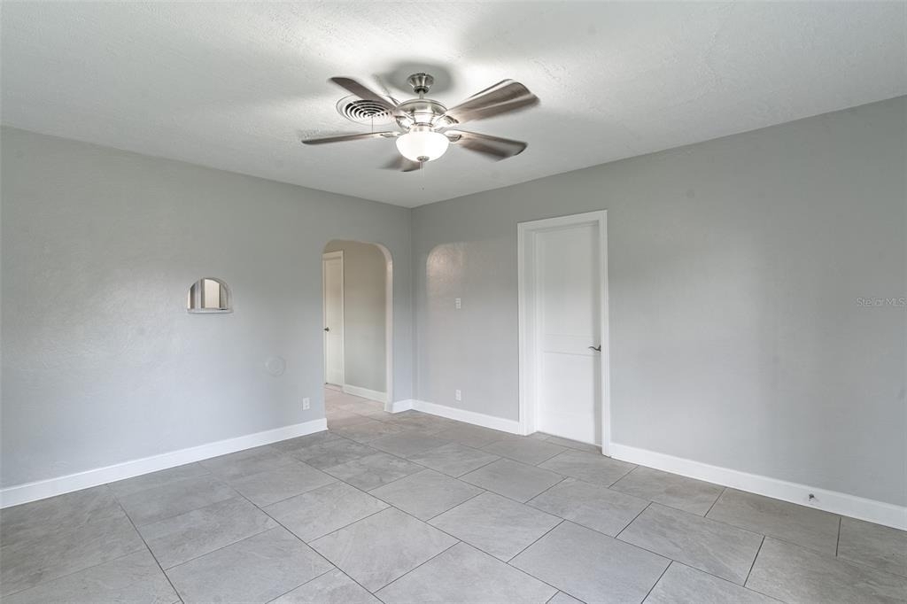 916 Cohassett Avenue - Photo 8
