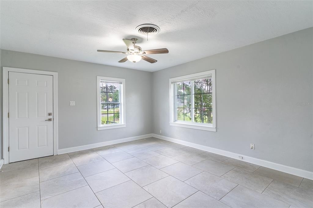 916 Cohassett Avenue - Photo 7