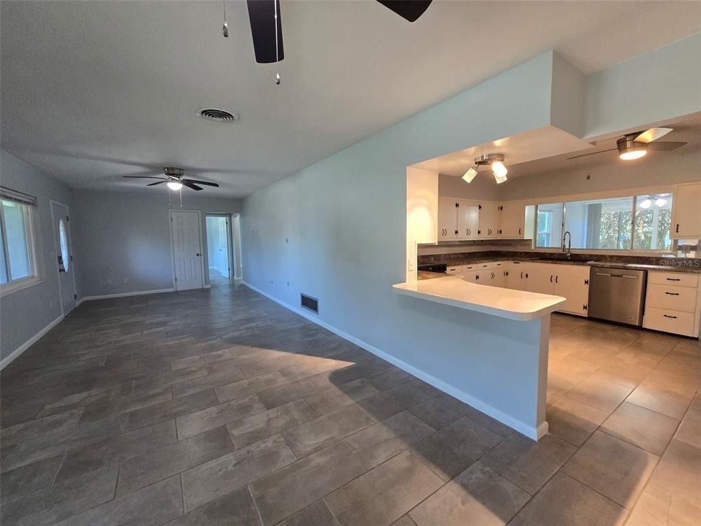 507 Lake Lulu Drive - Photo 2