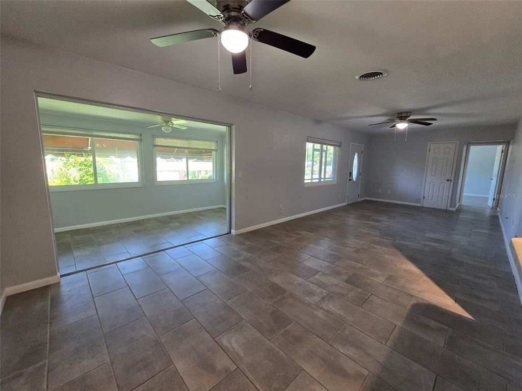 507 Lake Lulu Drive - Photo 3