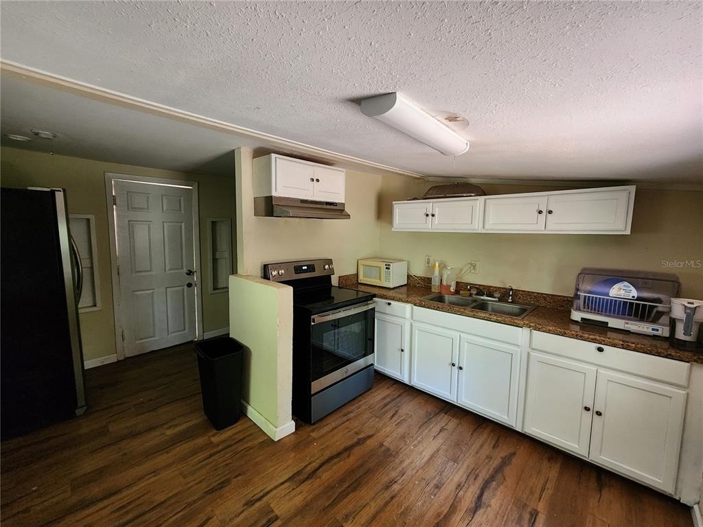 1623 Se 3 Avenue - Photo 10
