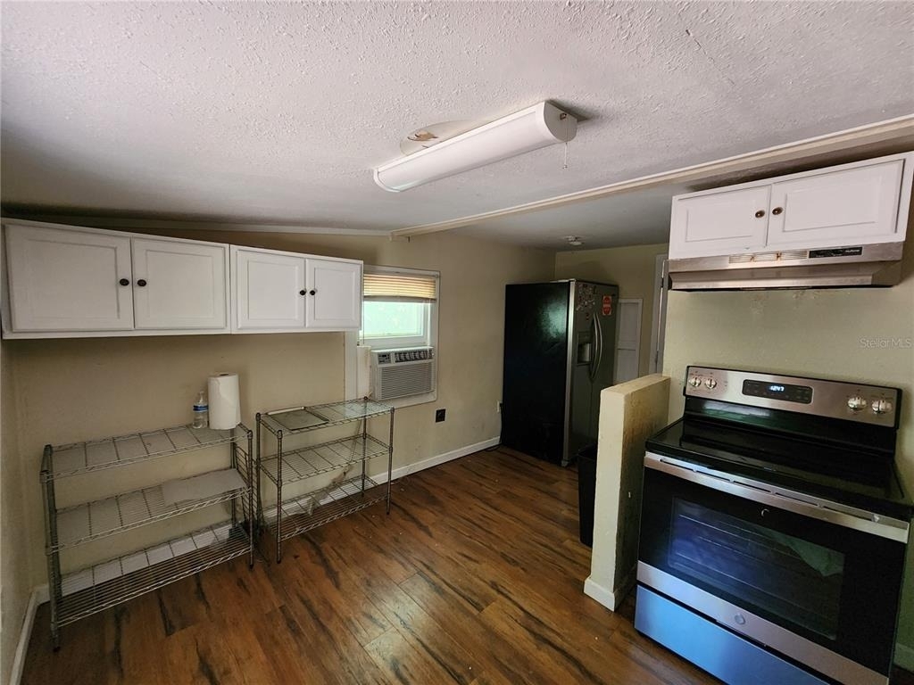 1623 Se 3 Avenue - Photo 11